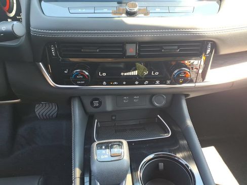 New 2026 Nissan Rogue Platinum AWD/4WD image 26