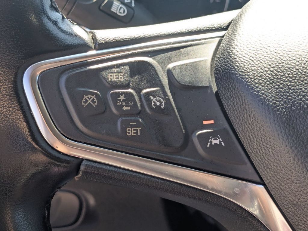 Used 2024 Chevrolet Equinox LT AWD/4WD image 18