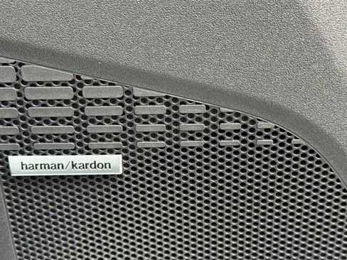 New 2026 Subaru Solterra Limited XT image 23