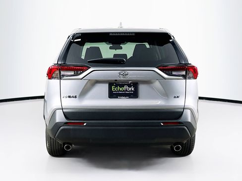 Used 2025 Toyota RAV4 LE image 7