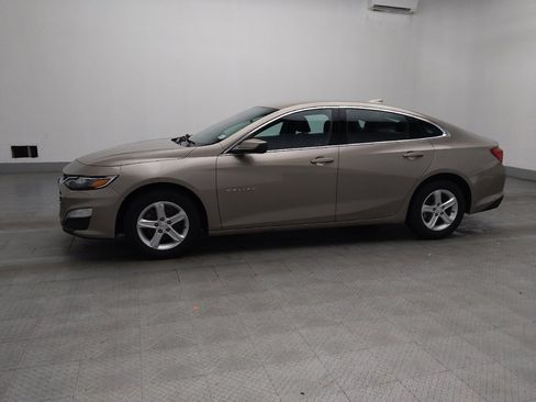 Used 2023 Chevrolet Malibu LT w/ Driver Confidence Package FWD image 2