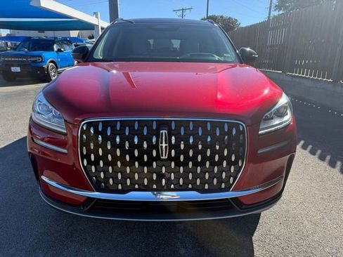 Used 2025 Lincoln Corsair Reserve w/ Equipment Group 202A image 5