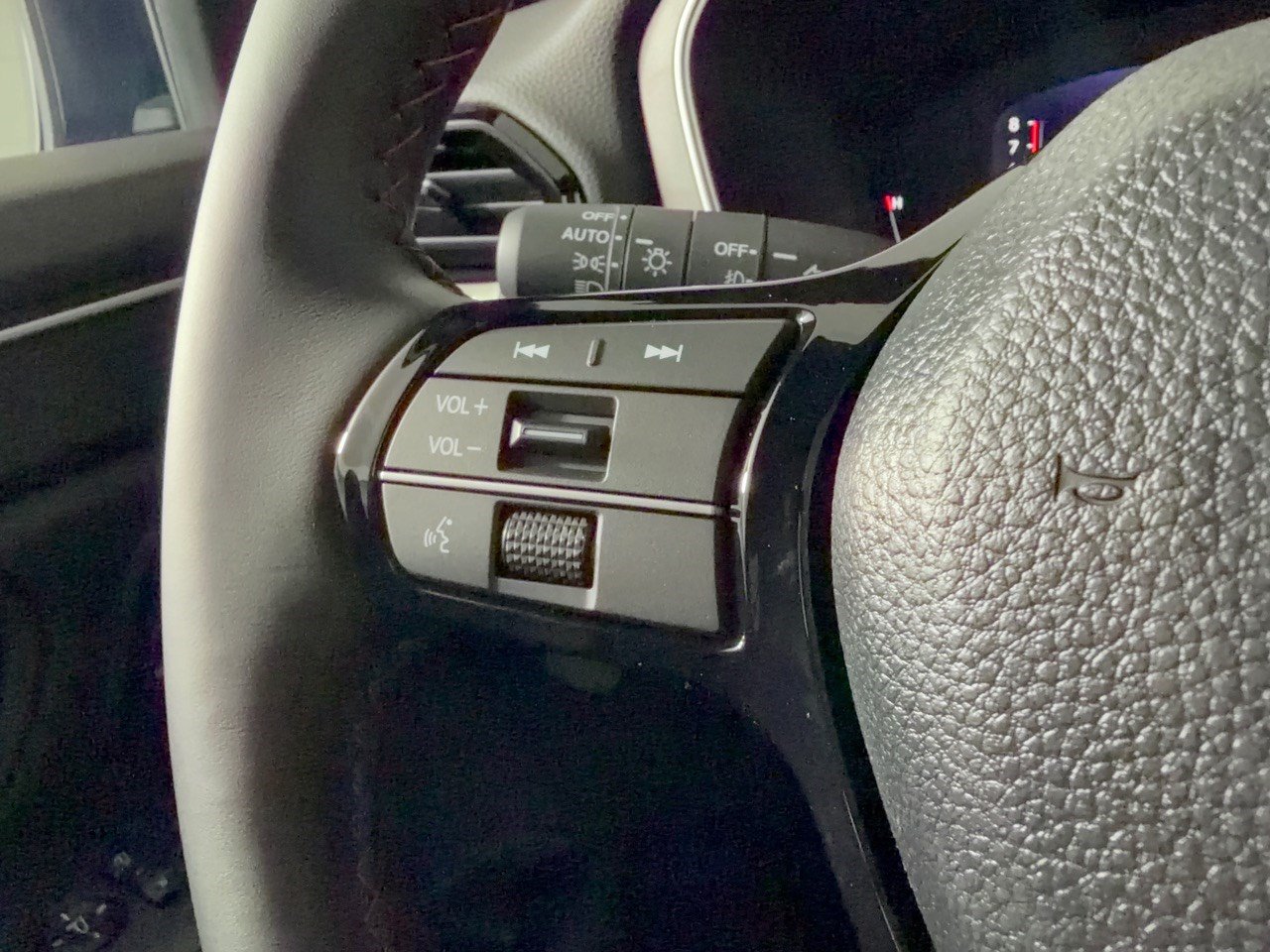 New 2026 Honda Pilot Black Edition image 18