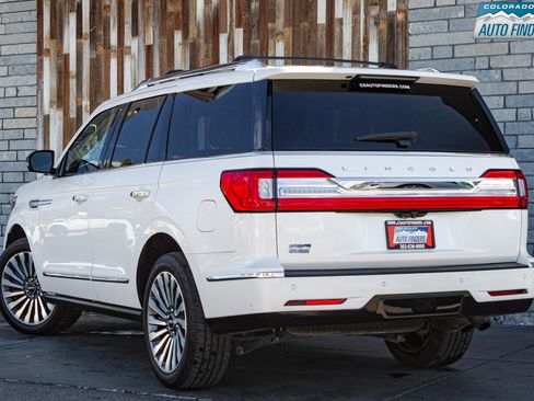 Used 2019 Lincoln Navigator Reserve image 4