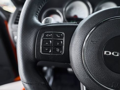 Used 2014 Dodge Challenger R/T RWD image 21