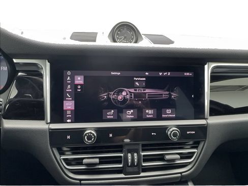 Used 2022 Porsche Macan AWD/4WD image 48