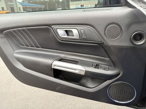 Certified 2022 Ford Mustang Premium w/ Black Accent Package image 15