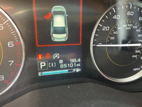 Used 2021 Subaru Crosstrek 2.5i Sport w/ Moonroof Package AWD/4WD image 8