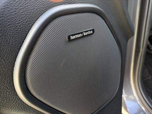 Used 2023 Dodge Durango R/T image 17