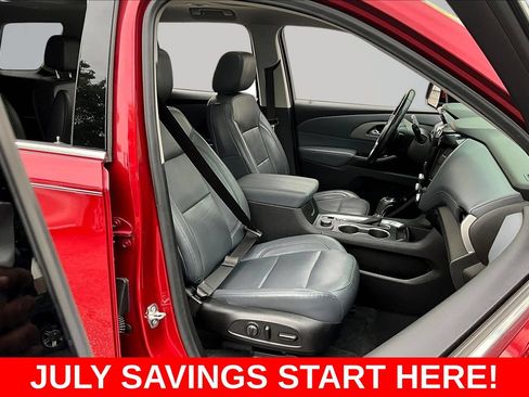 Used 2019 Chevrolet Traverse LT w/ LT Premium Package AWD/4WD image 35