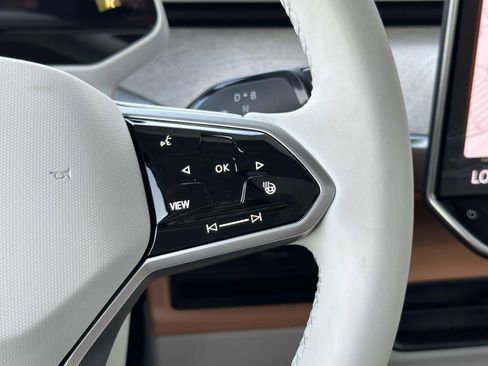 New 2025 Volkswagen ID. Buzz 1st Edition image 14