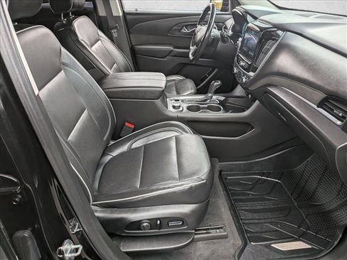 Used 2020 Chevrolet Traverse High Country image 21