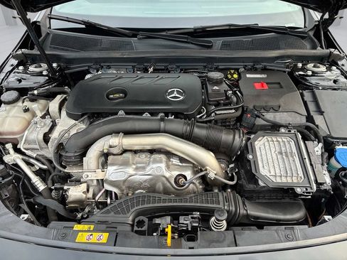 Used 2025 Mercedes-Benz CLA 250 4MATIC image 14