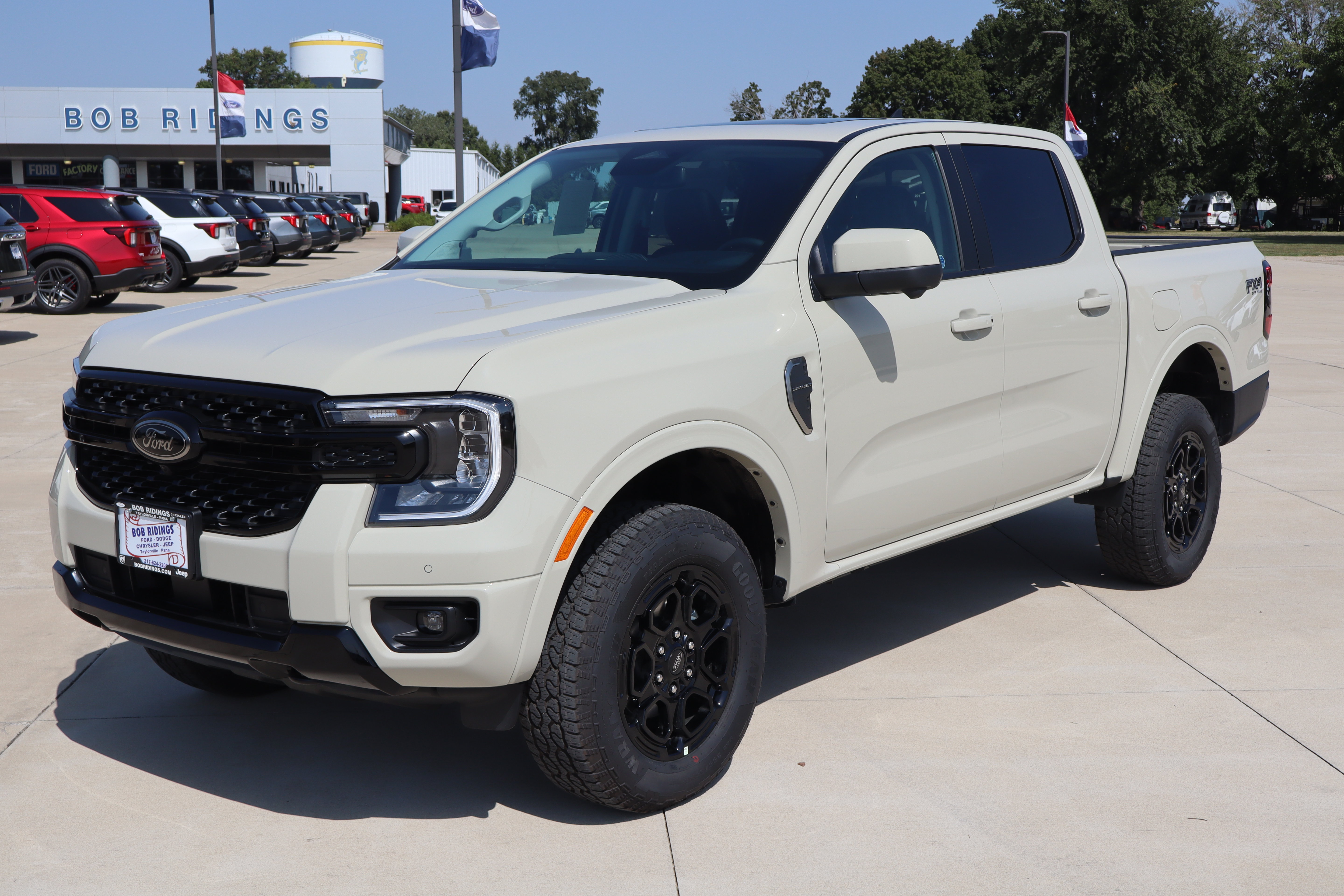New 2026 Ford Ranger Lariat w/ FX4 Off-Road Package AWD/4WD image 1