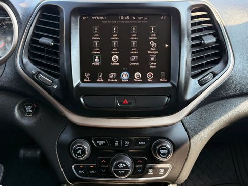Used 2015 Jeep Cherokee Limited AWD/4WD image 27