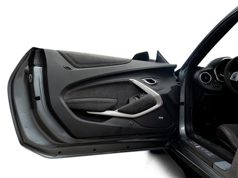 Used 2022 Chevrolet Camaro ZL1 RWD image 53