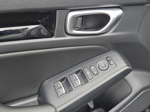 Used 2024 Honda Civic EX-L image 12