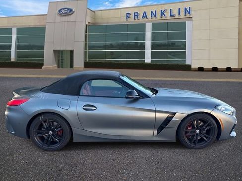 Used 2022 BMW Z4 M40i w/ Premium Package RWD image 8