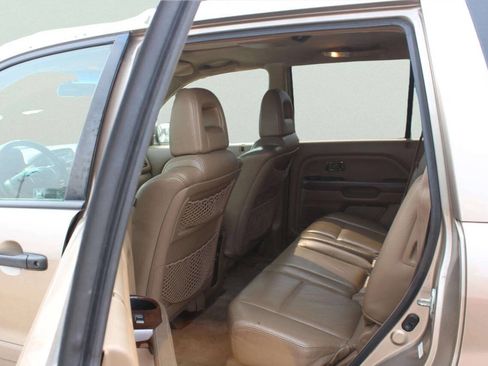 Used 2004 Honda Pilot EX image 6