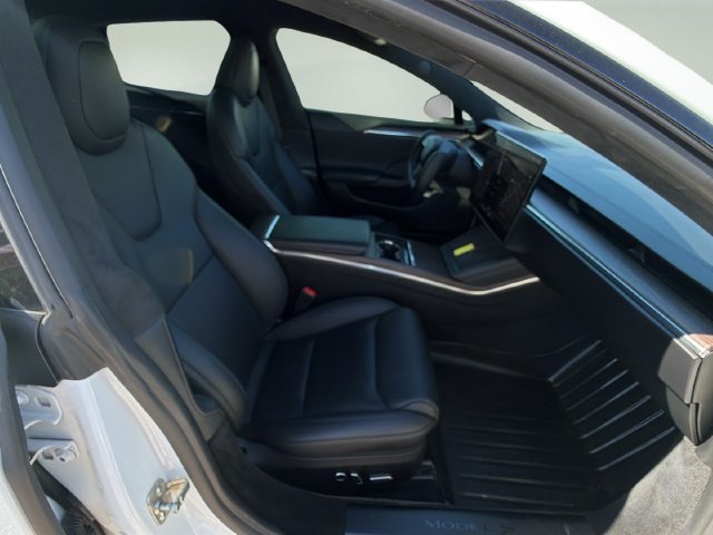 Used 2022 Tesla Model S AWD/4WD image 10