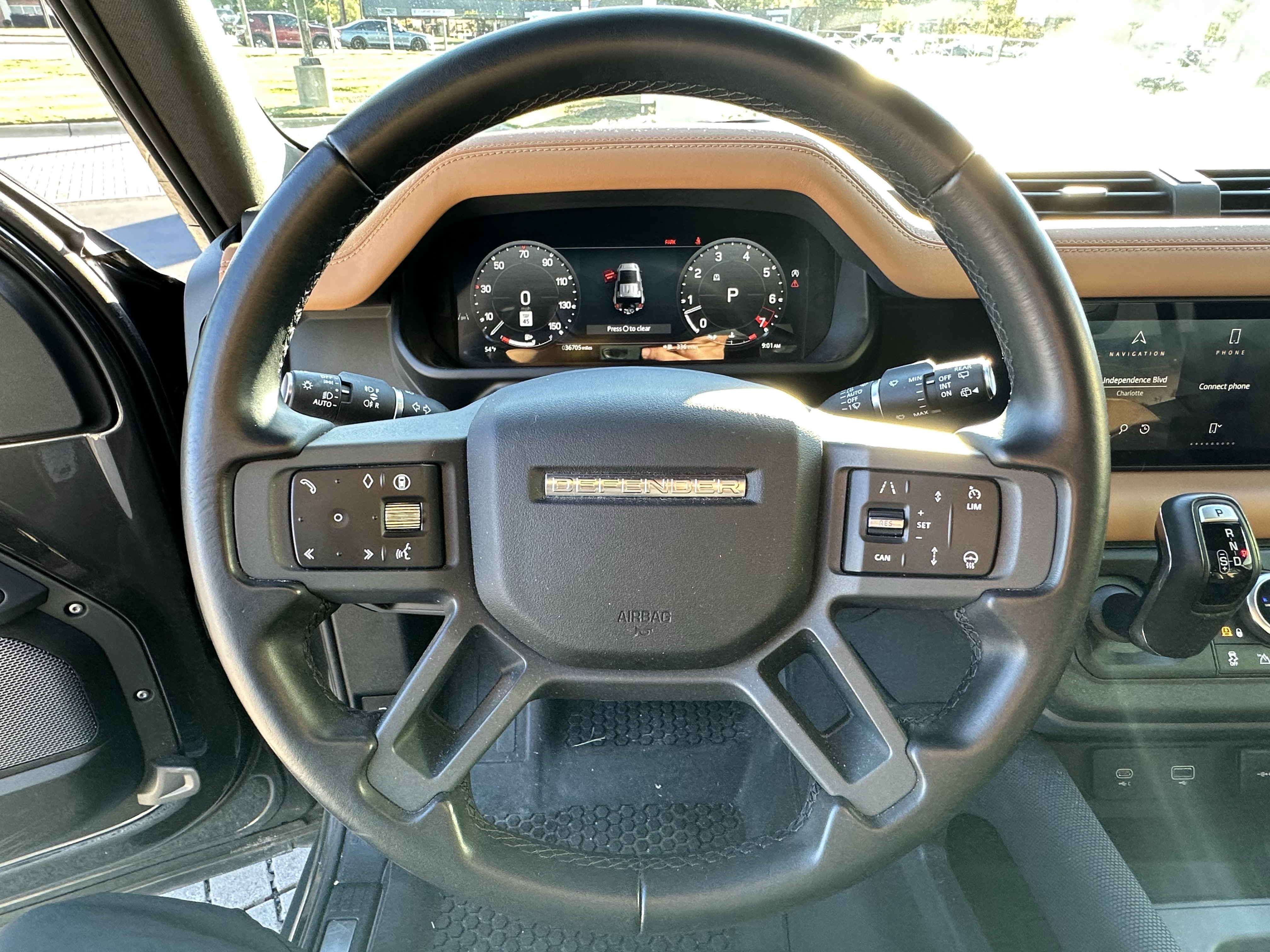 Certified 2024 Land Rover Defender 110 X-Dynamic SE AWD/4WD image 19