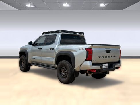 Used 2024 Toyota Tacoma TRD Off-Road AWD/4WD image 3