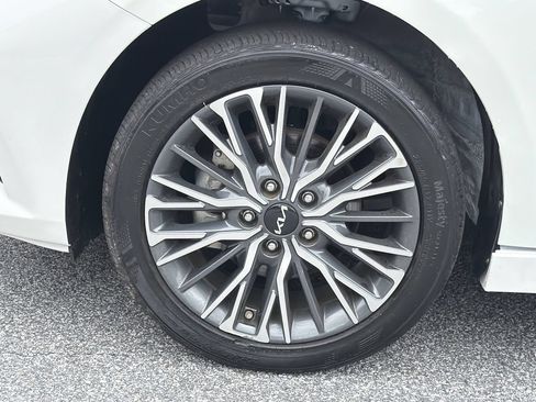 Used 2024 Kia Forte GT-Line FWD image 31
