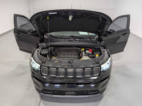 Used 2022 Jeep Compass High Altitude AWD/4WD image 13
