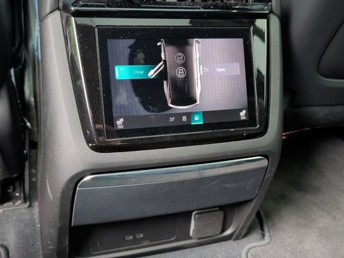 Used 2025 Cadillac Escalade IQ Luxury 2 w/ LPO, Premium Carpet Package AWD/4WD image 32