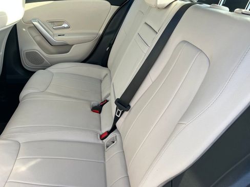 Used 2020 Mercedes-Benz A 220 4MATIC image 19