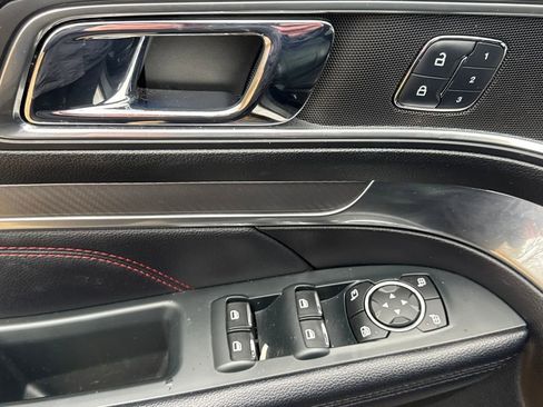 Used 2018 Ford Explorer Sport w/ Equipment Group 401A image 23