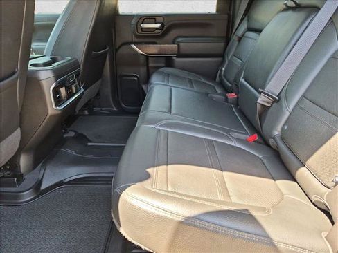 Used 2023 GMC Sierra 2500 Denali w/ Denali Black Diamond Edition AWD/4WD image 19
