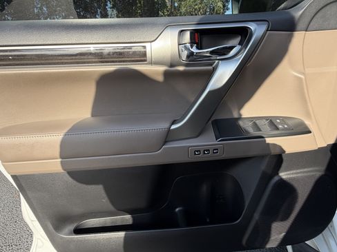 Certified 2023 Lexus GX 460 Luxury w/ Accessory Package AWD/4WD image 13