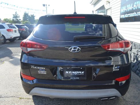 Used 2017 Hyundai Tucson Eco w/ Cargo Package AWD/4WD image 4