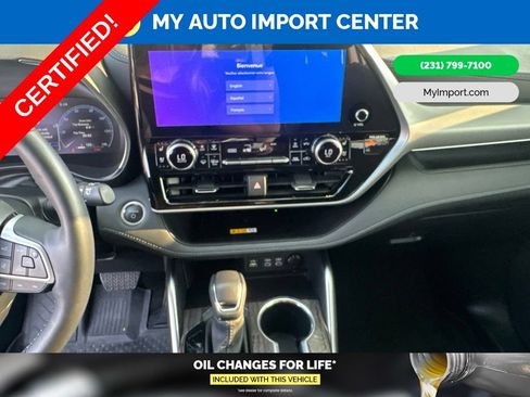 Certified 2025 Toyota Highlander Platinum AWD/4WD image 20