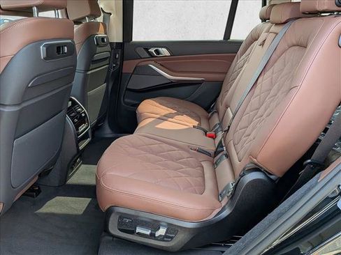 New 2027 BMW X7 xDrive40i AWD/4WD image 17