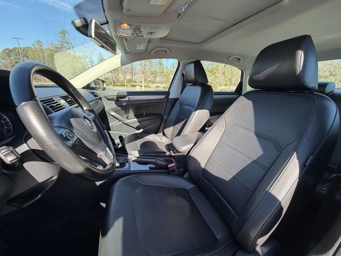 Used 2014 Volkswagen Passat TDI SE image 24