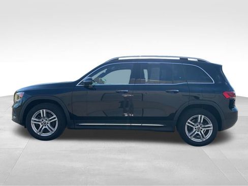 Used 2023 Mercedes-Benz GLB 250 4MATIC image 10