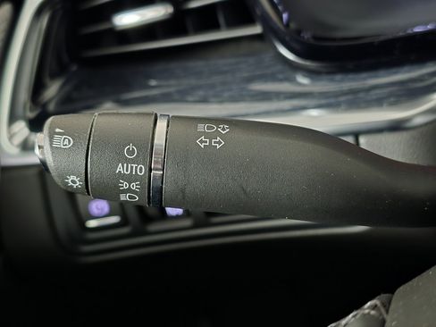 Used 2023 Cadillac XT5 Premium Luxury image 31