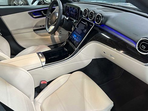 Certified 2025 Mercedes-Benz C 300 4MATIC Sedan image 11