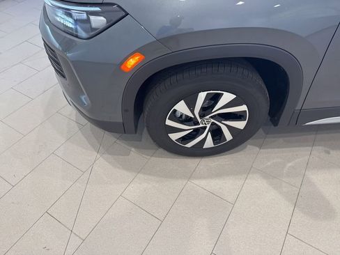 New 2025 Volkswagen Tiguan S image 9