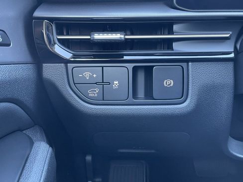 New 2026 Kia Sportage SX image 13