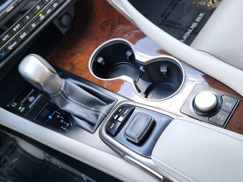 Used 2019 Lexus RX 350 AWD image 28