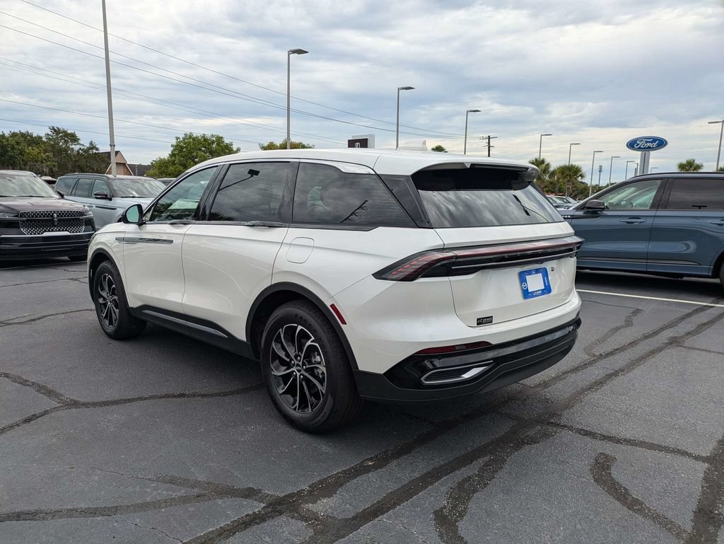 New 2026 Lincoln Nautilus Premier AWD/4WD image 6