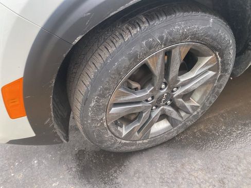 Used 2023 Kia Seltos S w/ Navigation Package image 4