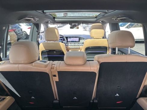 Certified 2024 Mercedes-Benz GLS 580 4MATIC image 31