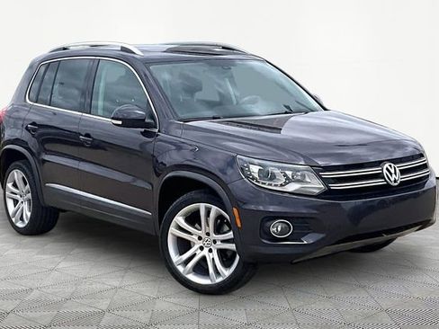 Used 2016 Volkswagen Tiguan SEL AWD/4WD image 11
