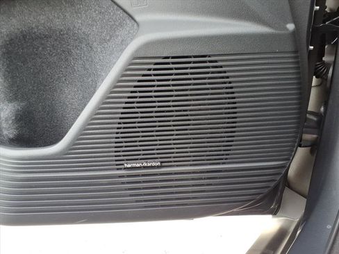 New 2026 Subaru Outback Touring XT image 19