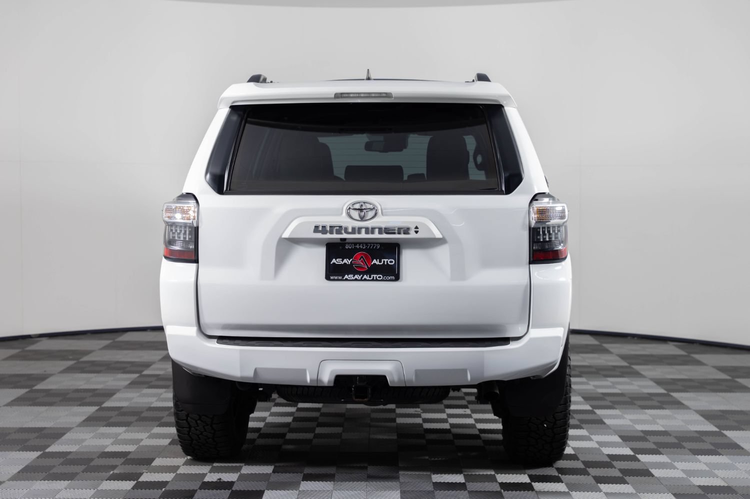 Used 2023 Toyota 4Runner SR5 Premium w/ SR5 Premium Package AWD/4WD image 6