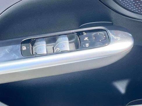 New 2026 Mercedes-Benz C 300 4MATIC Sedan image 32